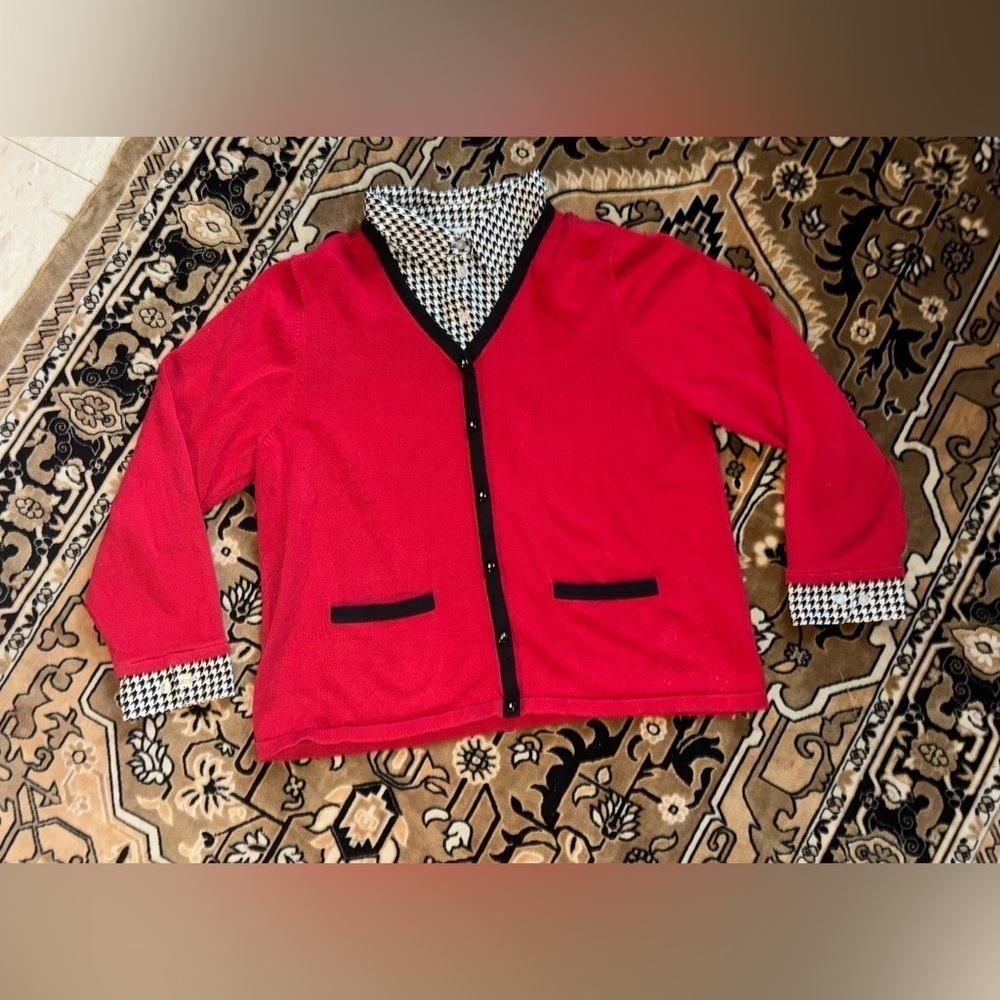 Red cardigan type top with partial mock neck and cuffs​
